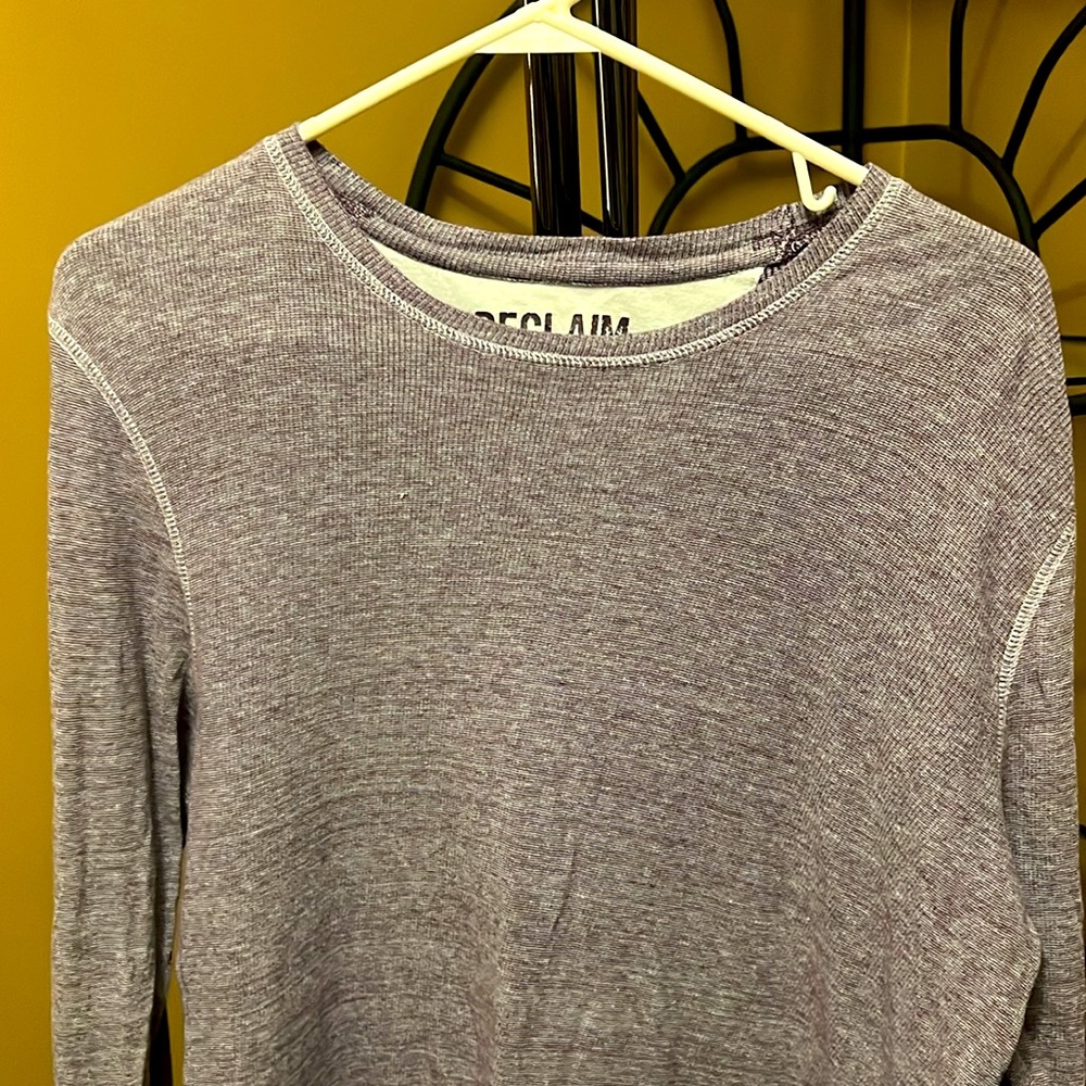Reclaim size medium men’s long sleeve shirt - Picture 3 of 3